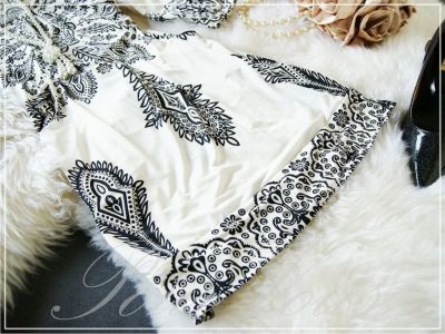 花柄模様 Aライン 七分袖 ワンピース