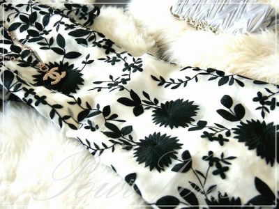 花柄モチーフ 刺繍&レース ワンピース