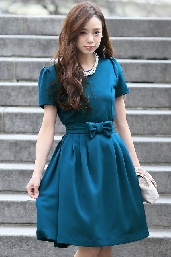 ピーコックブルー（前）