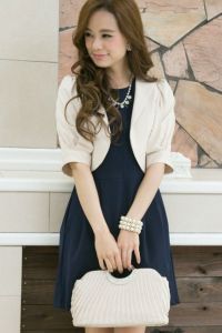 存在感あるプリーツパフボレロ