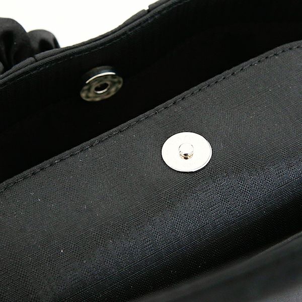 マグネットボタン