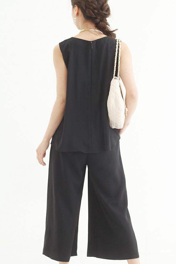 ブラック（後ろ）