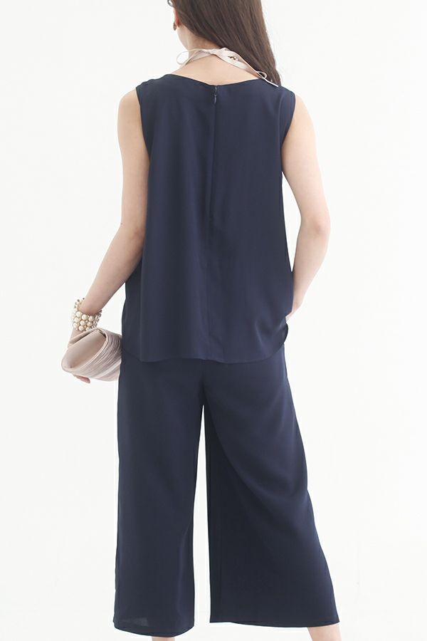 ネイビー（後ろ）