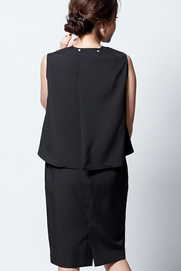 ブラック（後ろ）