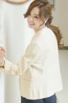 ライトベージュ（後ろ）