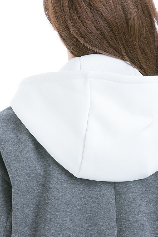 フード取り外し可