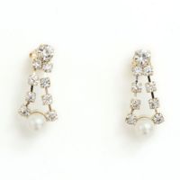 シャイニースウィングピアス