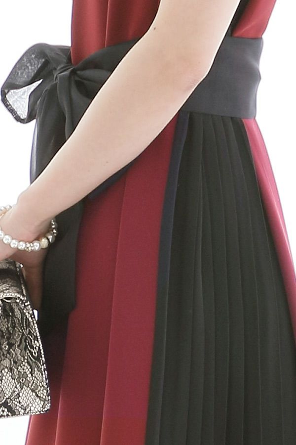 サイドプリーツ