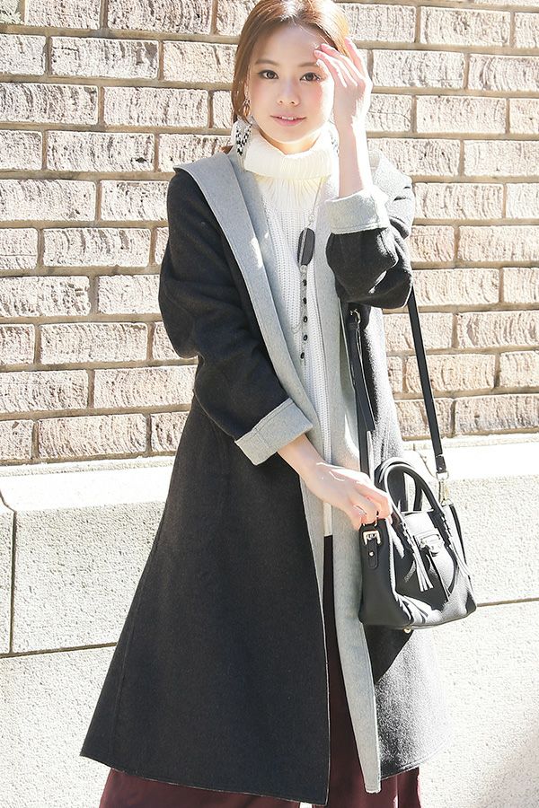 チャコールライトグレー