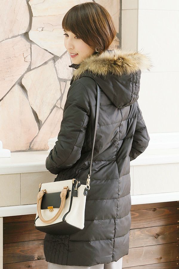 ブラック（後ろ）