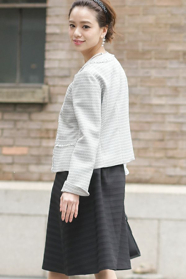 ブラックホワイト（後ろ）			