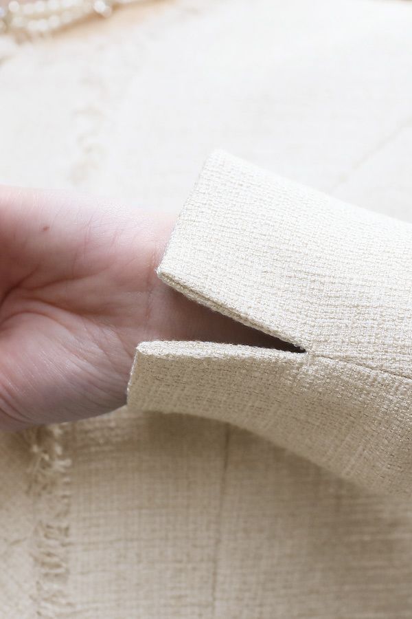 袖（スリット）