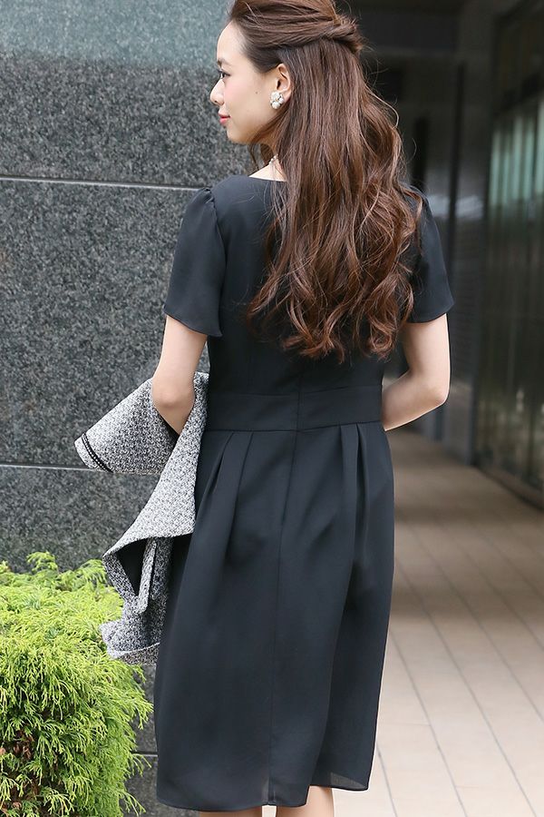 ワンピース（後ろ）