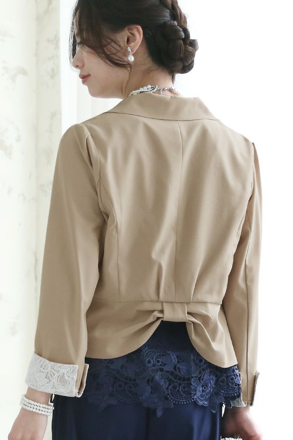 ベージュ（後）