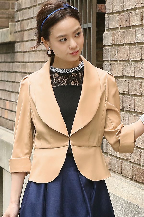 リッチベージュ（前）