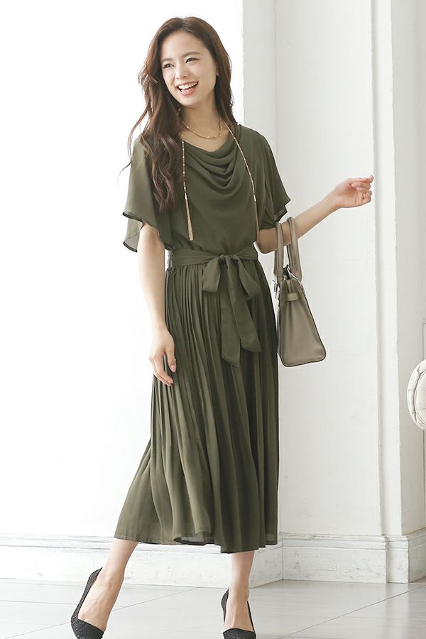 ドレープ＆プリーツワンピース