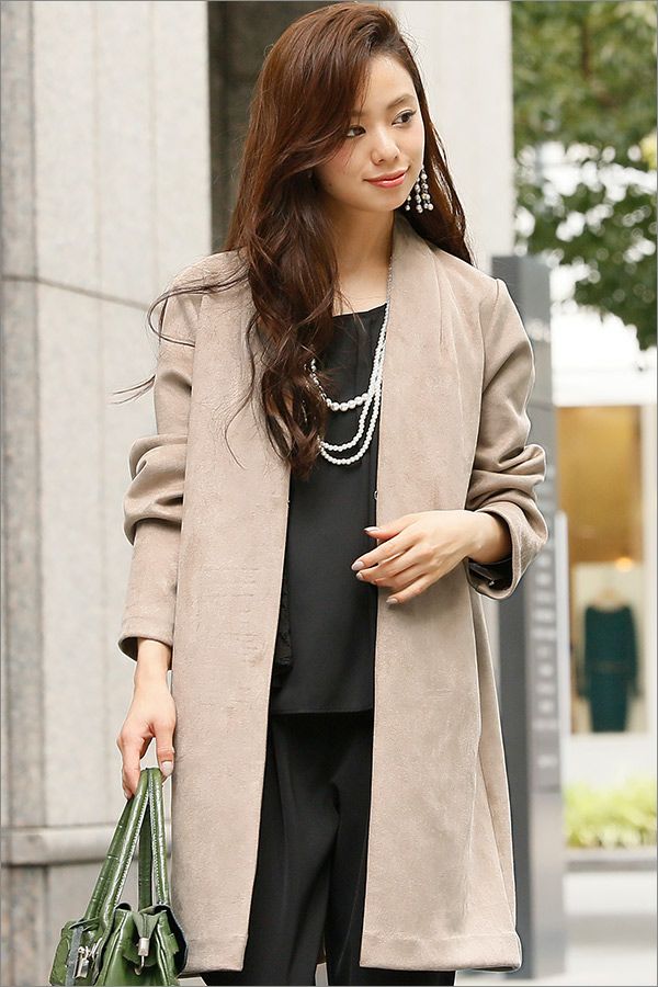 ベージュ（前）