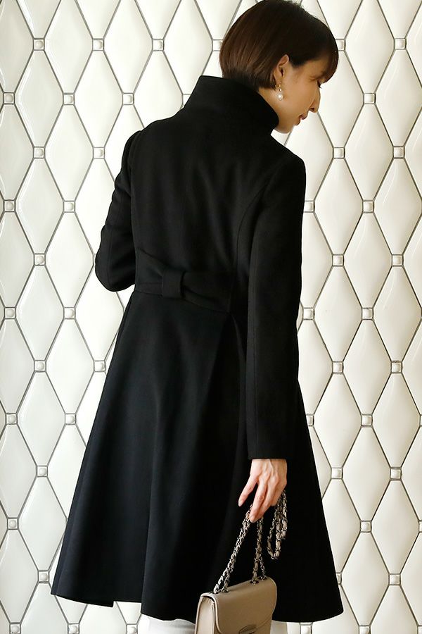 ブラック（後ろ）