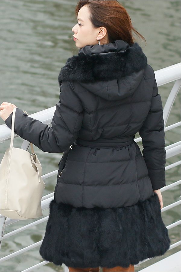 ブラック（後ろ）