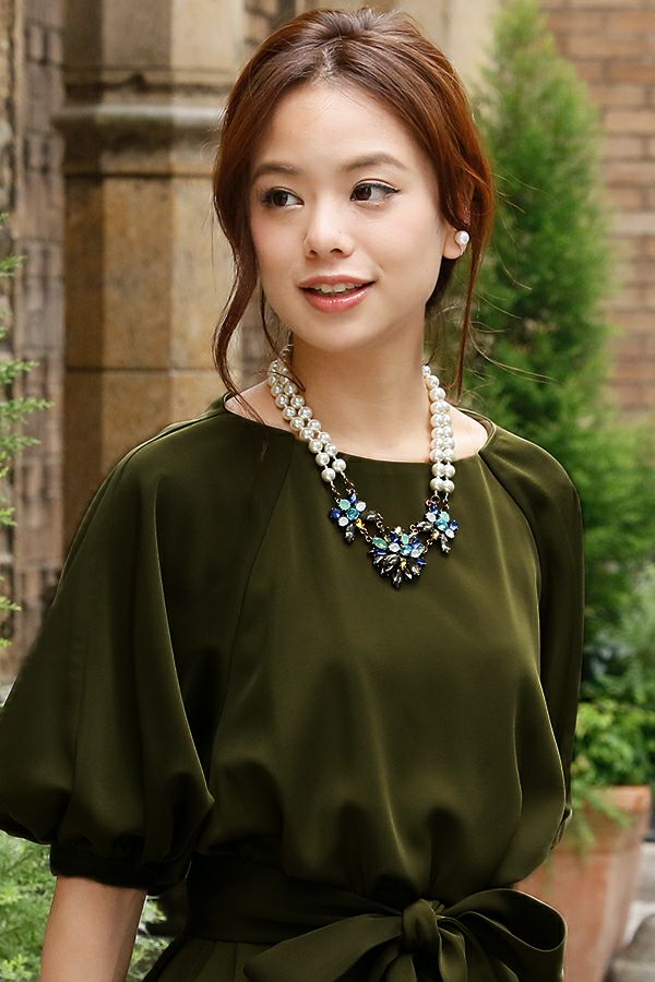 イメージ（カーキ）