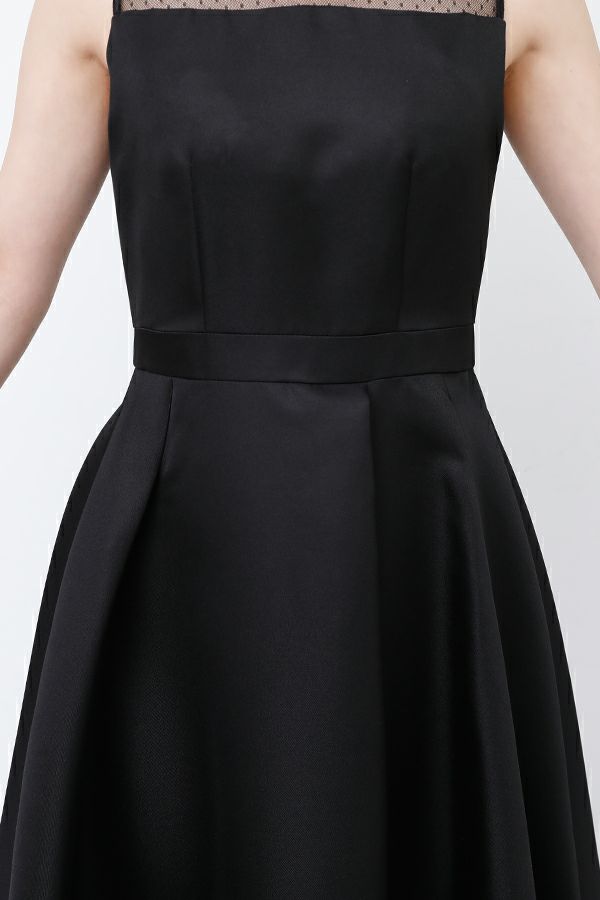 ブラック(素材感)