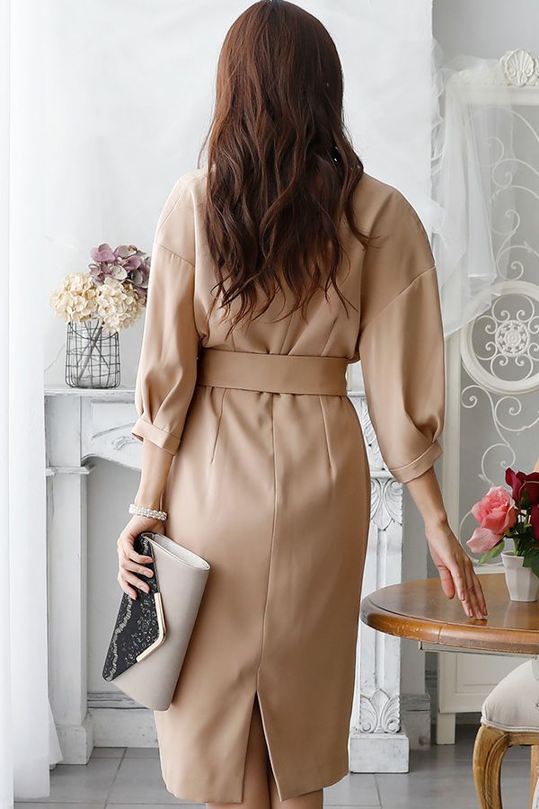 ベージュ（後ろ）