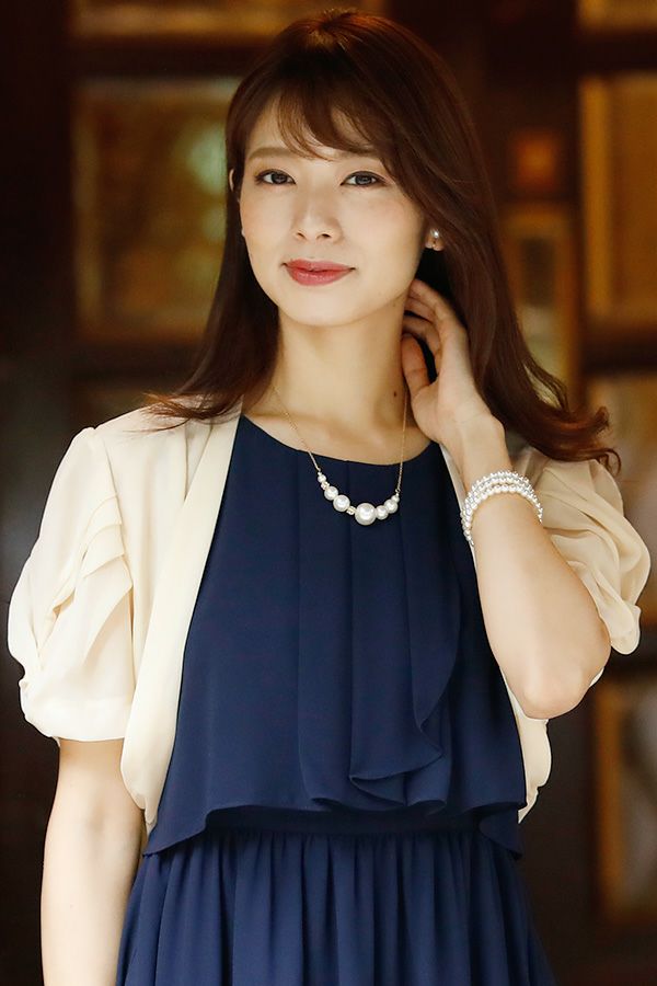 アイボリー（前）