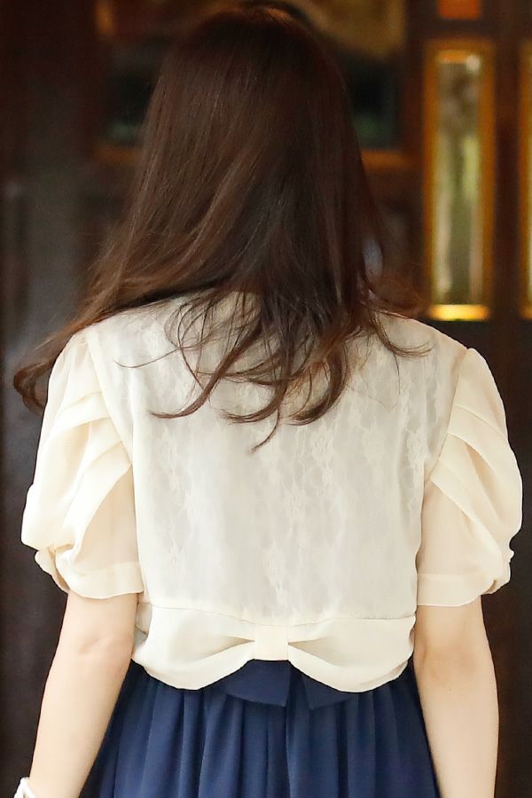 アイボリー（後ろ）