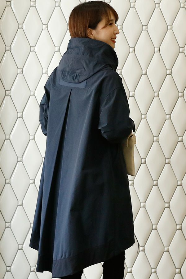 ネイビー（後ろ）