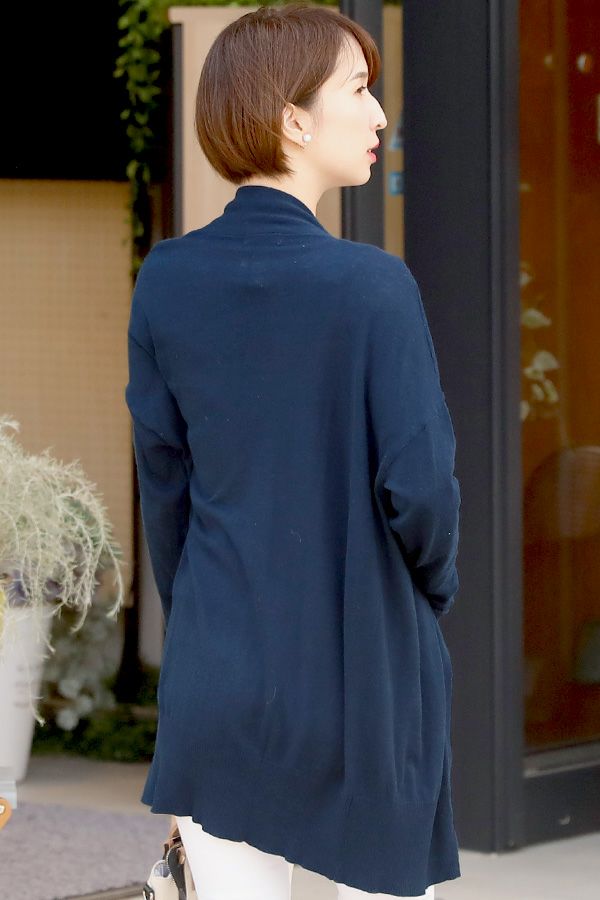 ネイビー（後ろ）