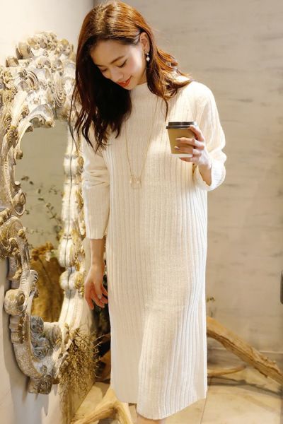 リブニットワンピース