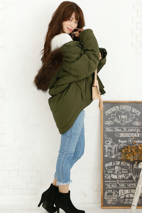 イメージ（カーキ）