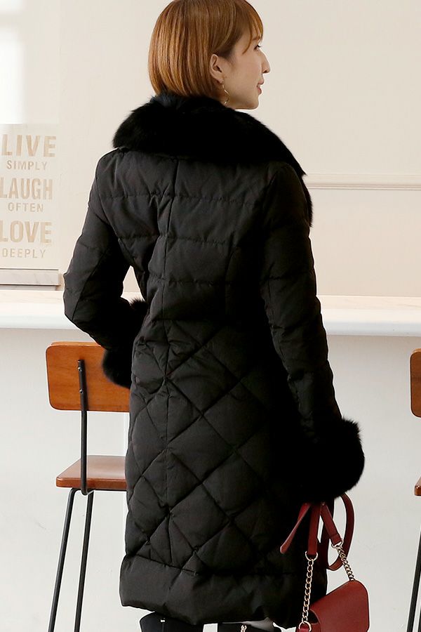 ブラック（後ろ）