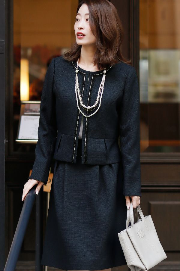 ネイビースカート（前）