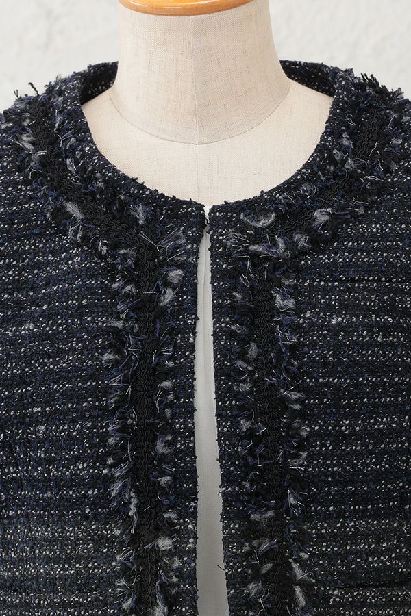 ジャケット（襟元）