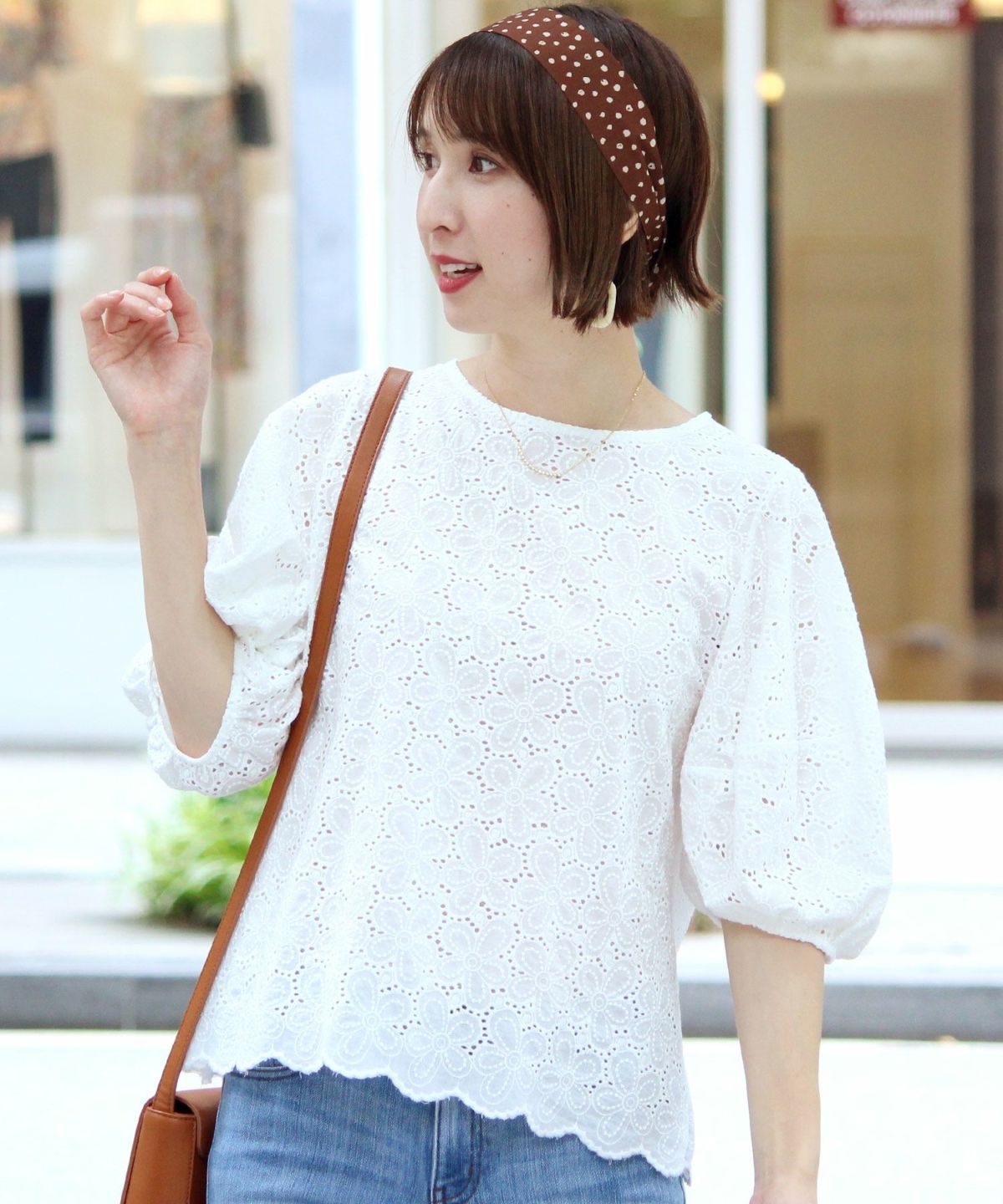 花柄パフスリーブトップス