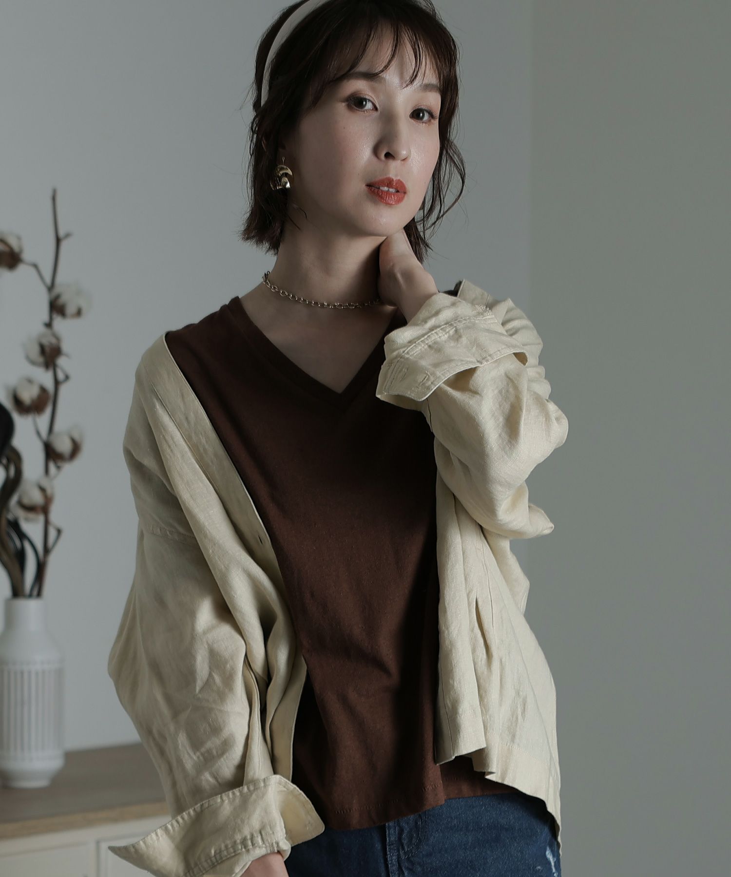 コットンリネンVネックTシャツ