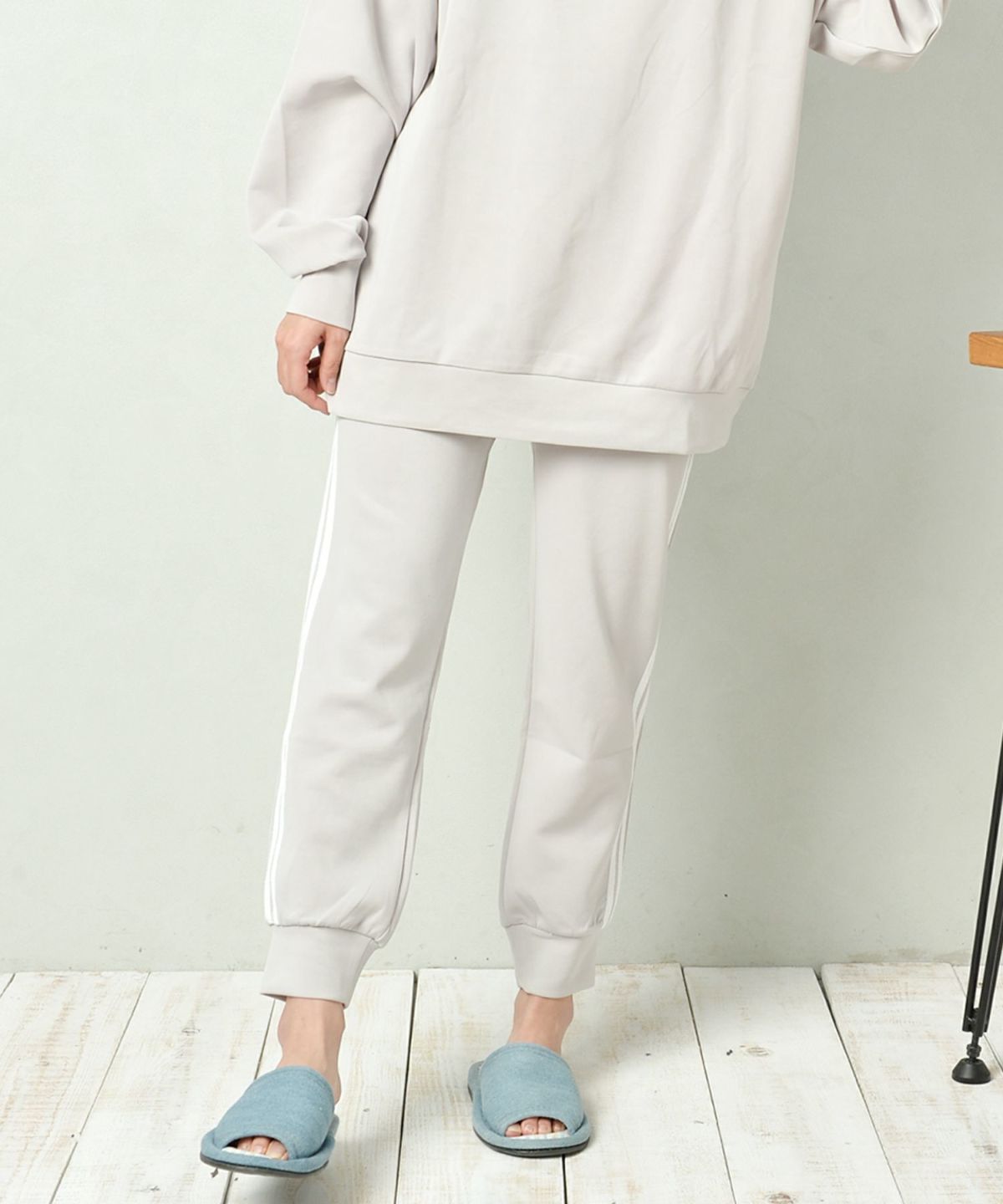 ダンボールニットラインパンツ