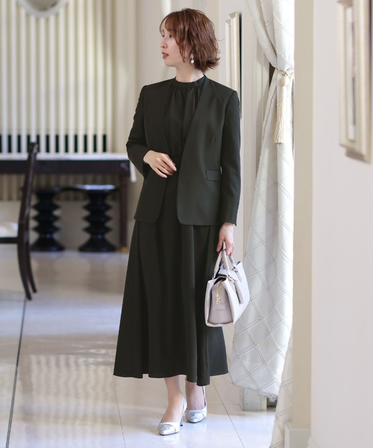 プチハイネックワンピース×ノーカラージャケットセット