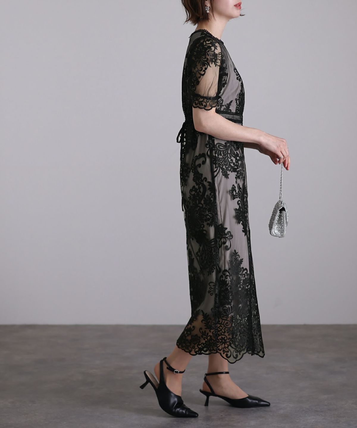 【うっちぃ】PourVousタイトレースワンピース うっちぃ】PourVousタイトレースワンピース プールヴー PourVous