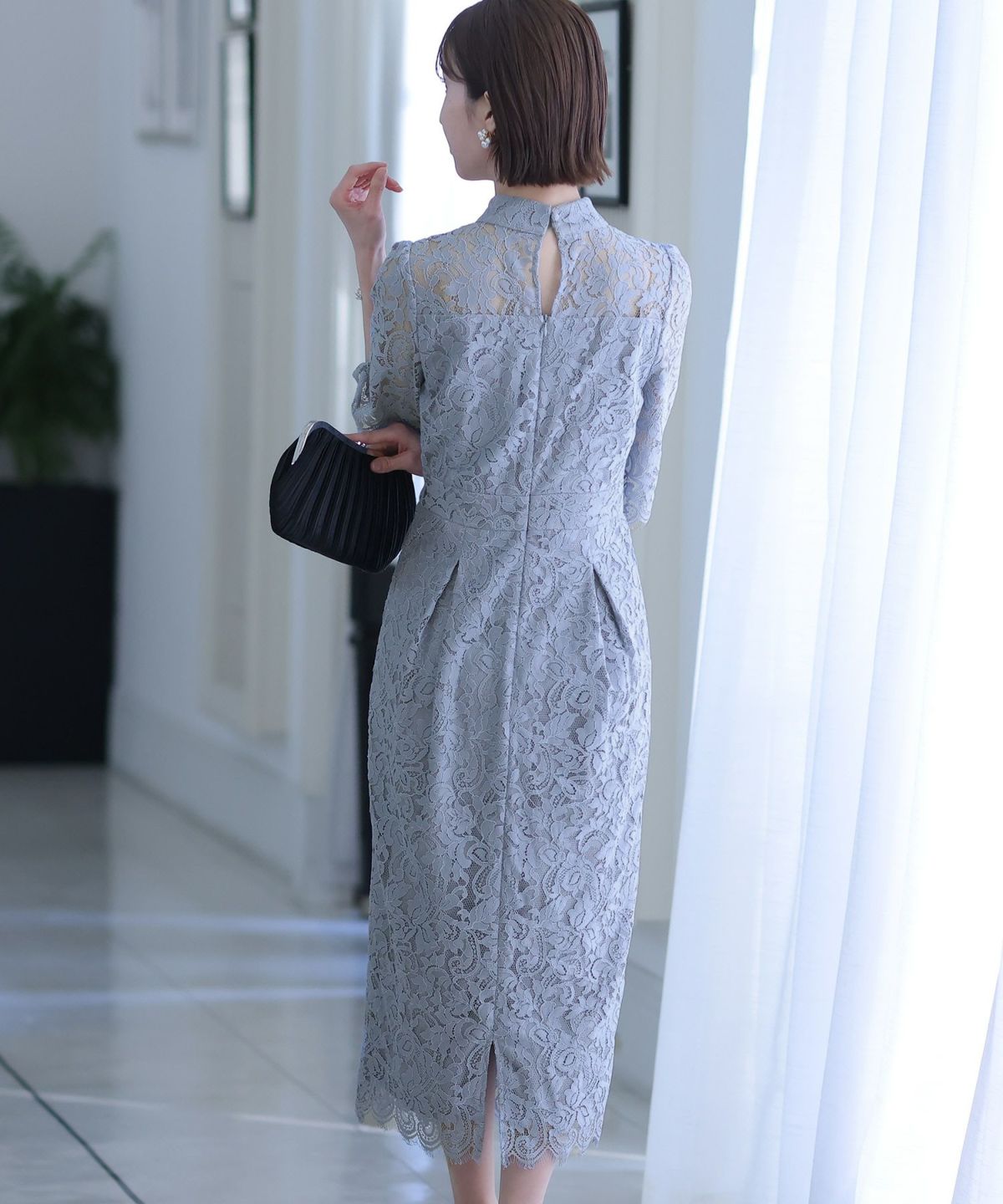 フレア袖レースタイトワンピース｜PourVous