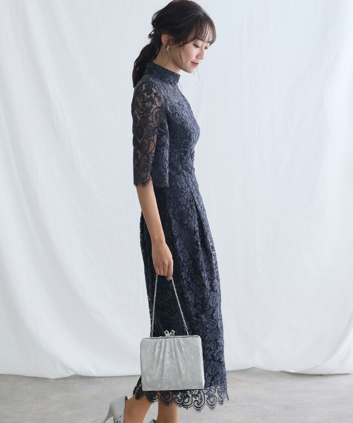 フレア袖レースタイトワンピース｜PourVous