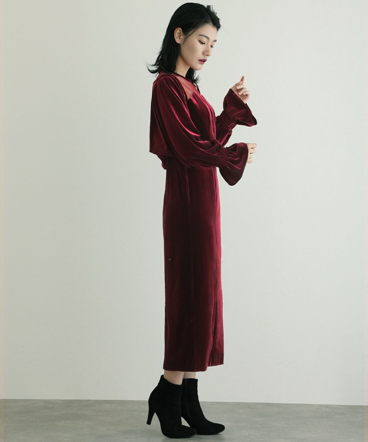 美品 PourVous ボレロセットベロアドレス 結婚式 パーティー お呼ばれ PourVous｜総レースボレロセットアップ結婚式パーティードレスお呼ばれ