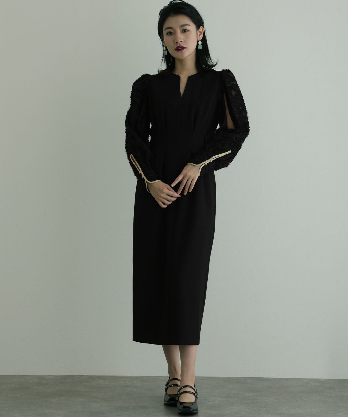 スリットスリーブワンピース｜PourVous