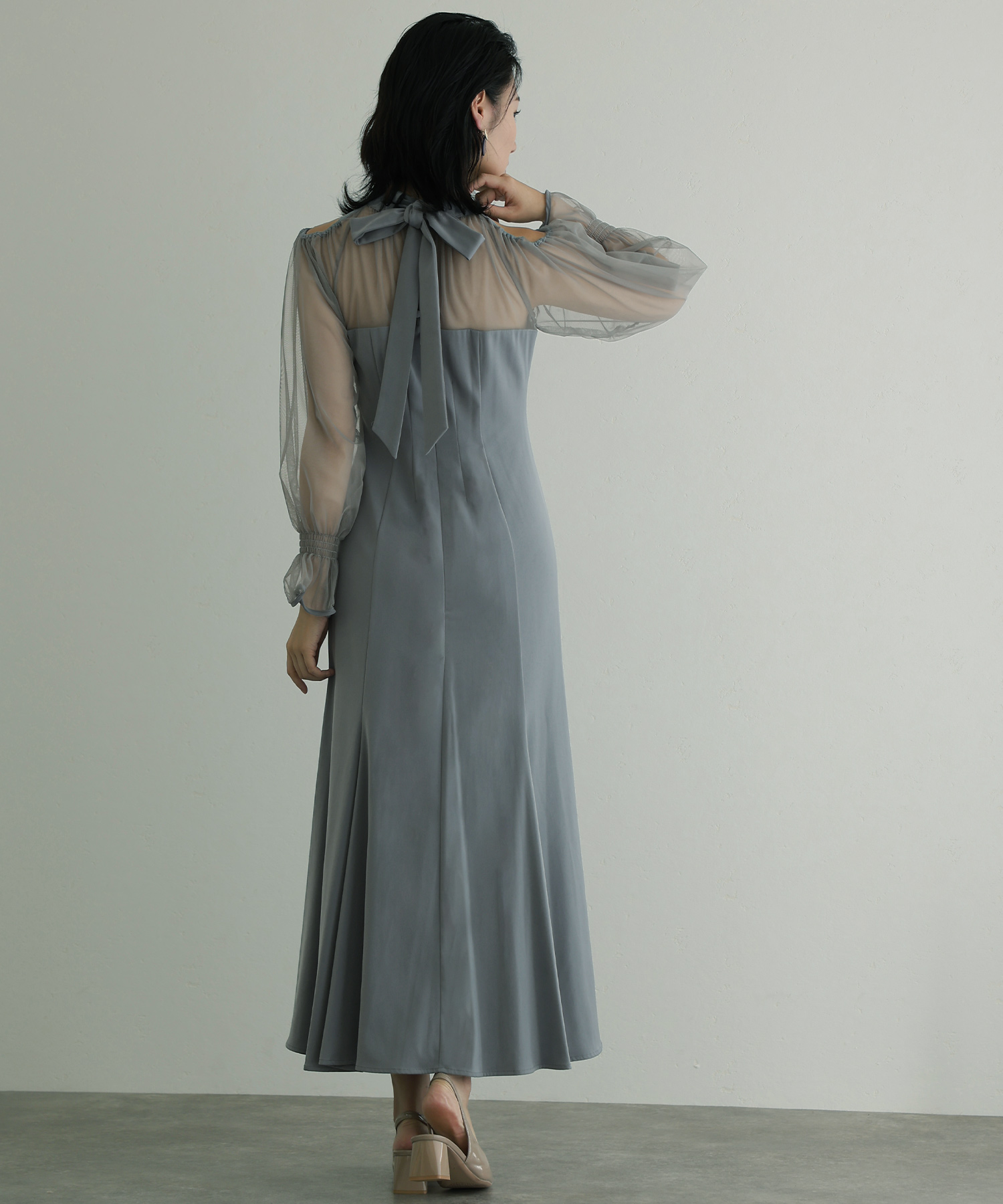 カットアウトマーメイドドレス｜PourVous