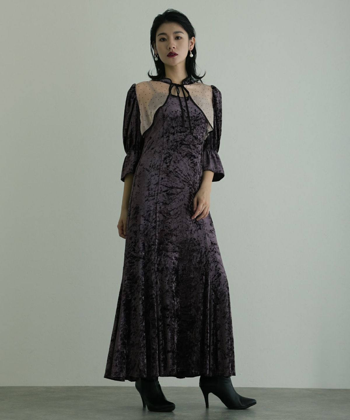 ドット×ベロアドレス｜PourVousドレス専門店