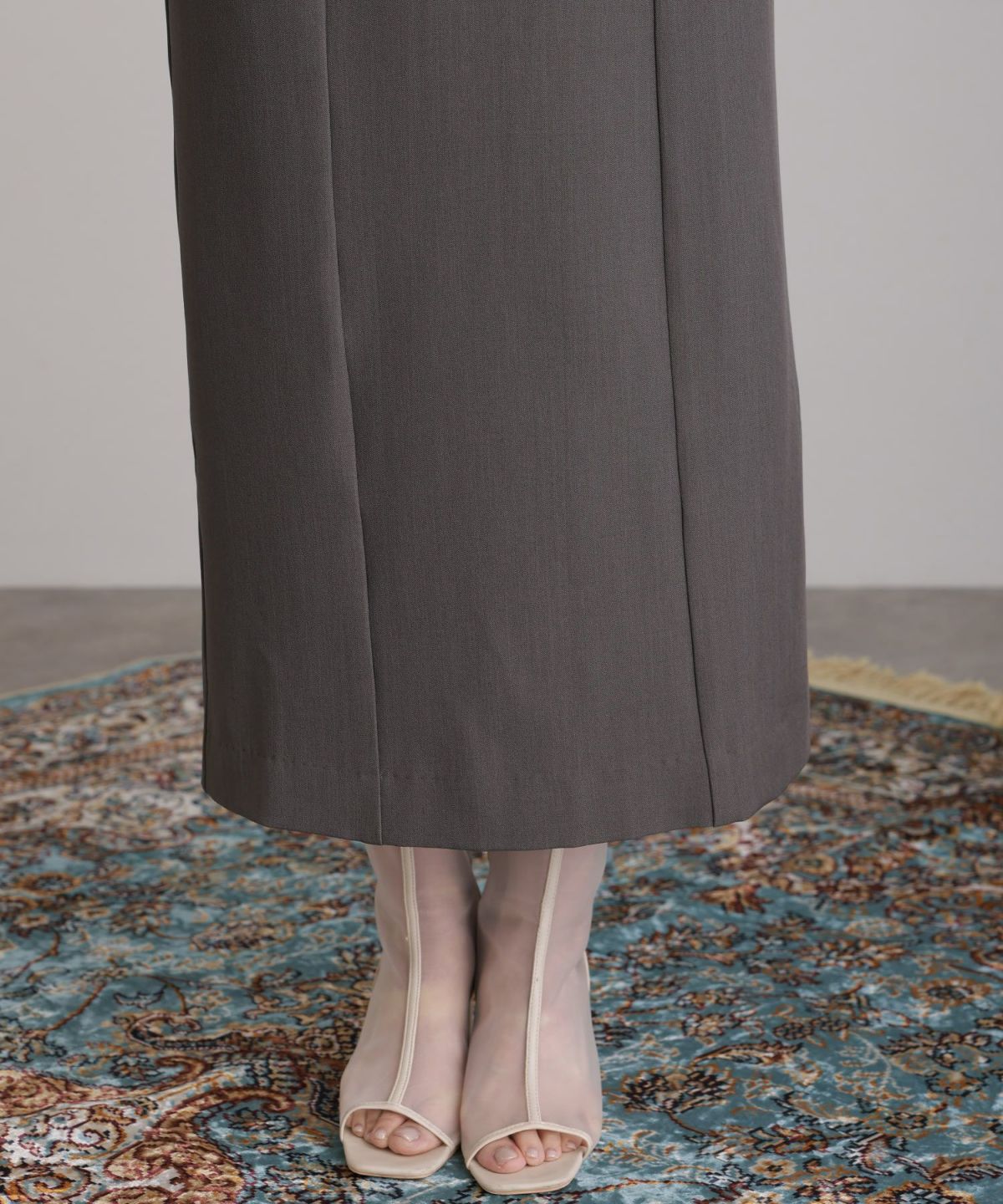 スリットスリーブジレ付きワンピース｜PourVous