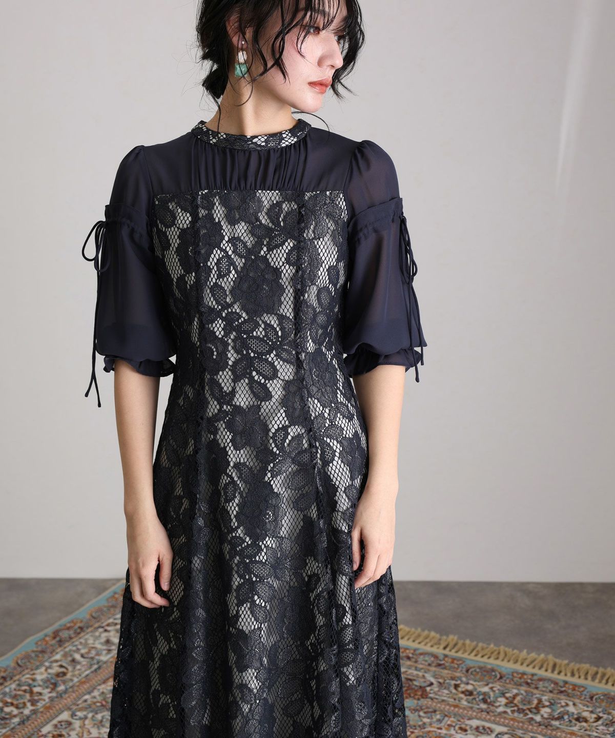 【ゆりんご】POUR VOUS ワンピース レース バックベルト 切り替え プールヴー PourVous 結婚式ワンピースドレスパネルレース袖あり