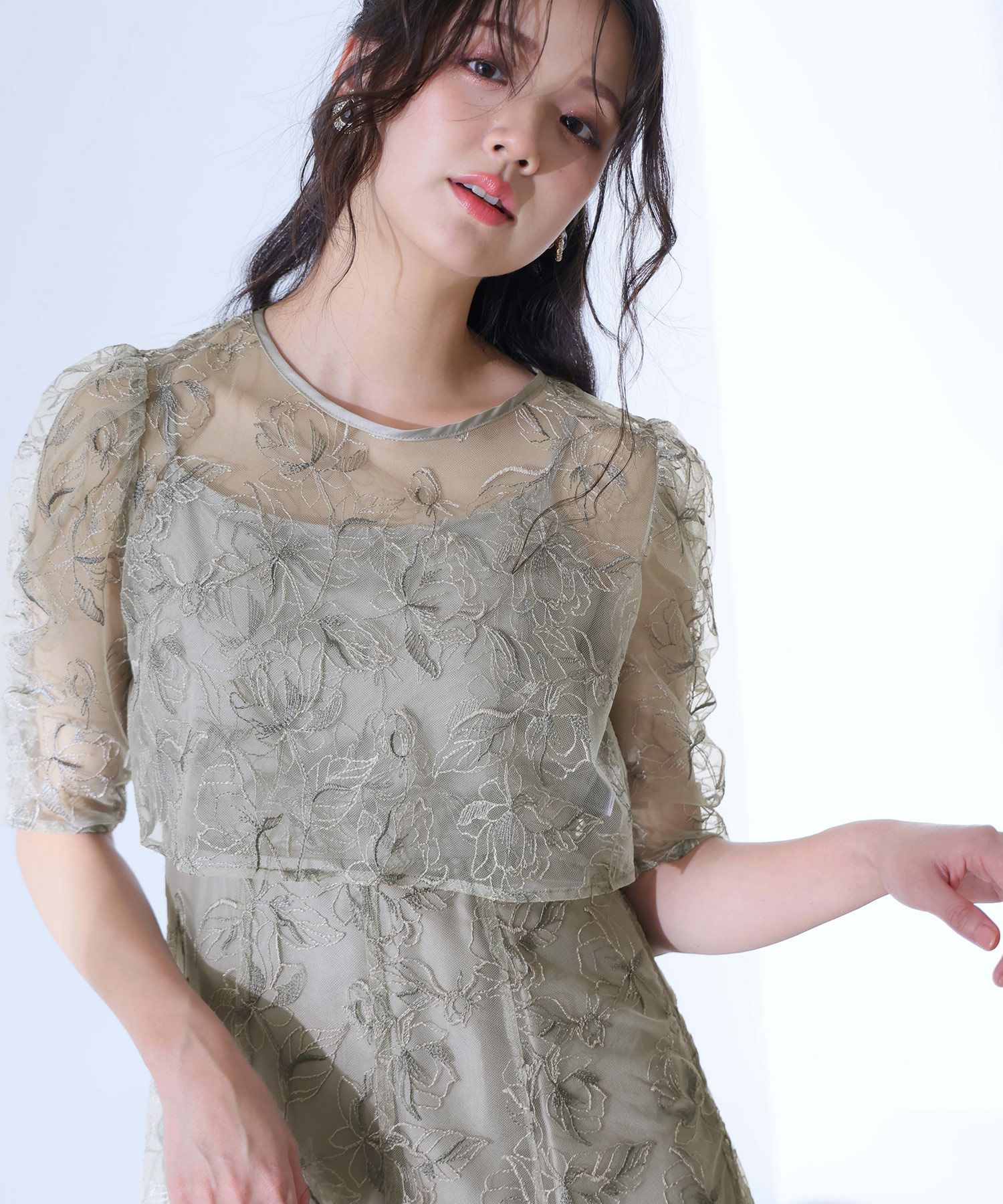 トップス付き花柄刺繍ドレス