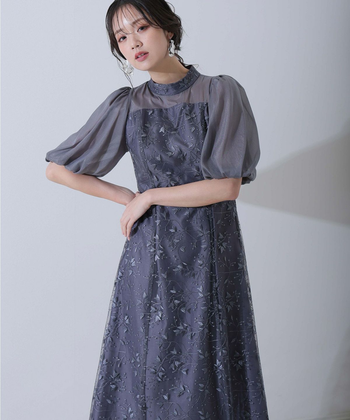刺繍レースパフスリーブドレス | PourVous（プールヴー